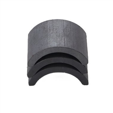 Ferriittikaarimagneetti